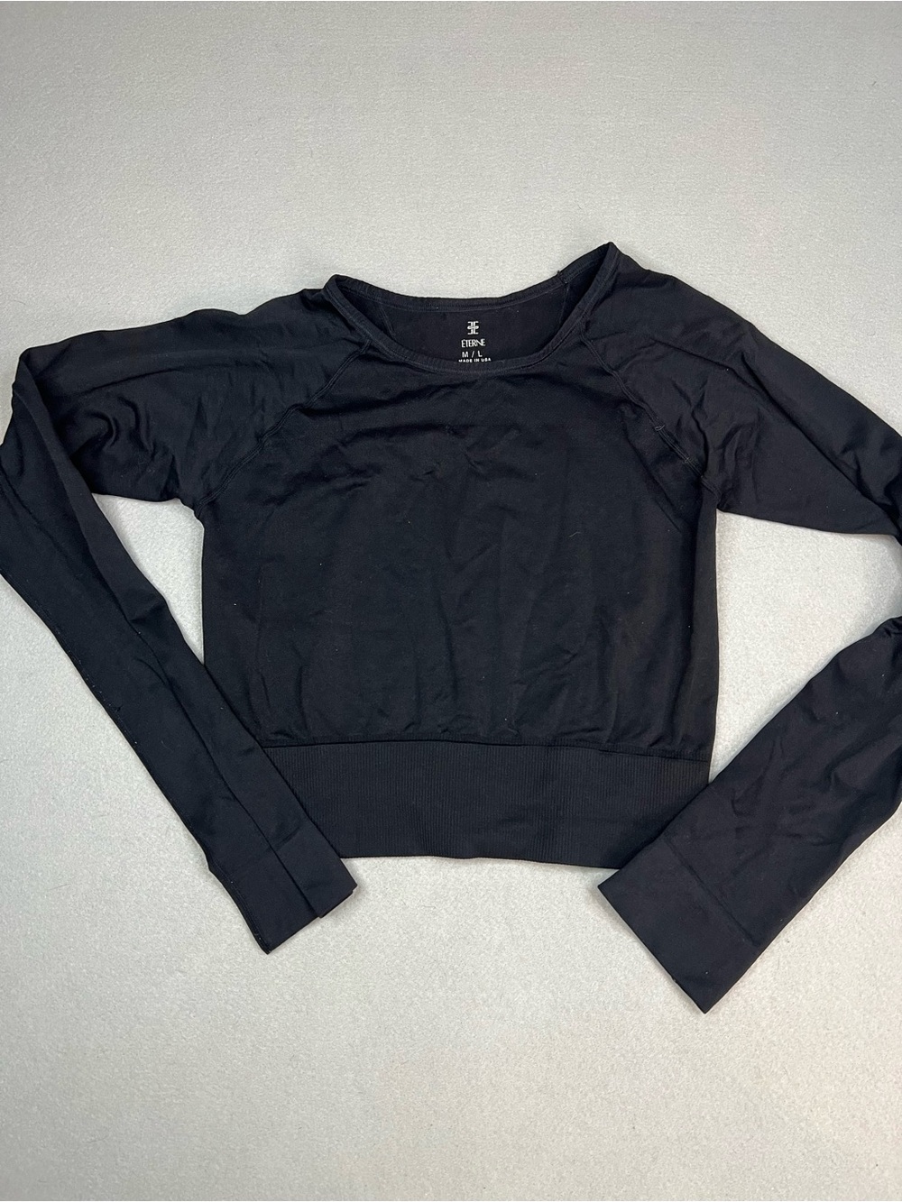 Eterne Revolve long sleeve cropped stretch fitted top M / L